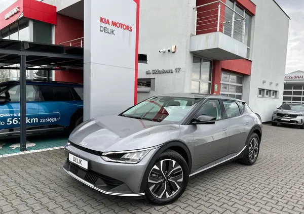 samochody osobowe Kia EV6 cena 192300 przebieg: 6, rok produkcji 2023 z Tuszyn